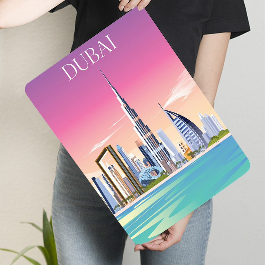 ドバイのスカイラインモダンなドバイの都市景観メタルウォールア - Home Office Dubai のレビューと価格